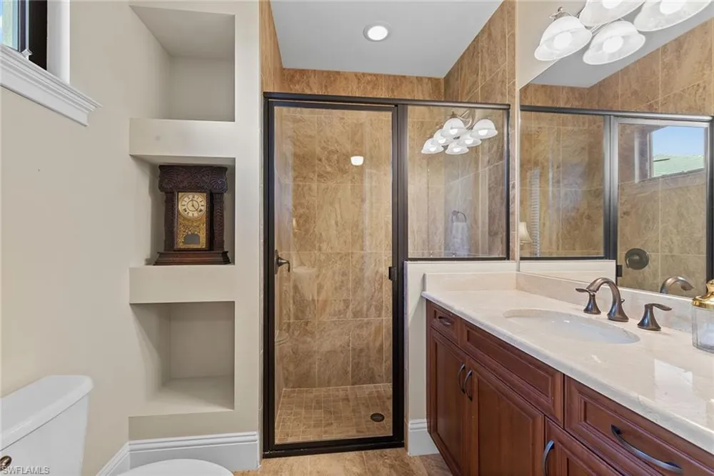 6081 Tamworth Court Naples, FL 34119