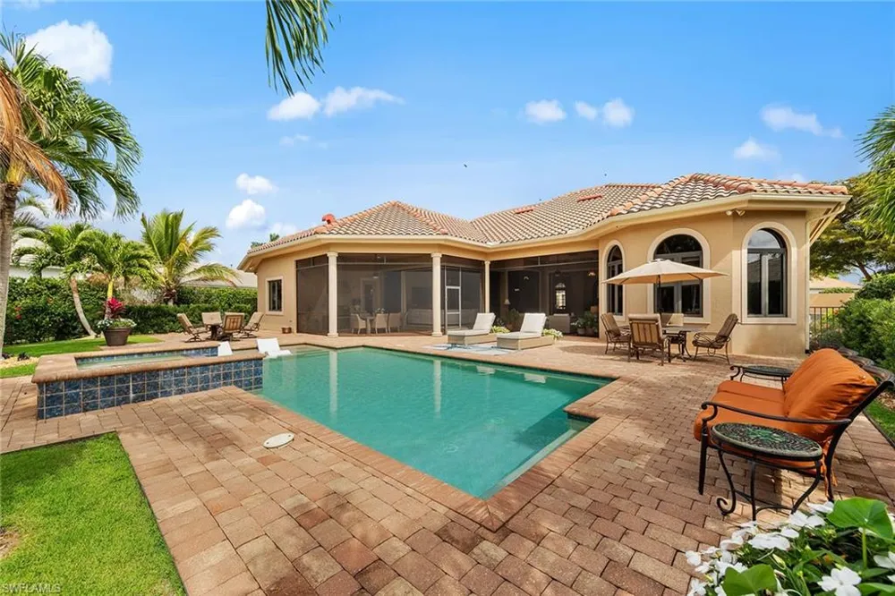6081 Tamworth Court Naples, FL 34119