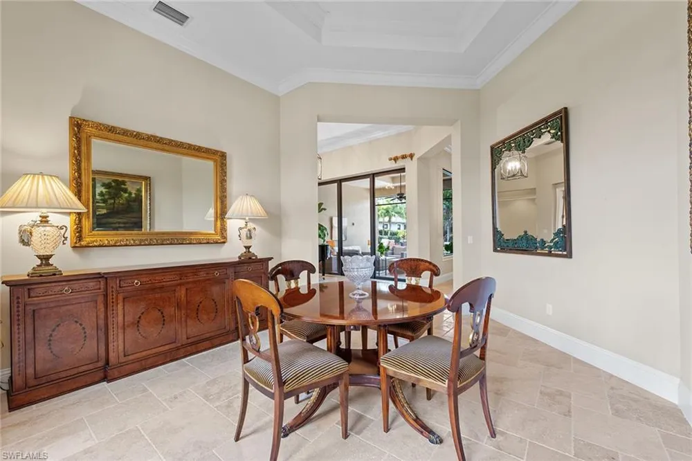6081 Tamworth Court Naples, FL 34119