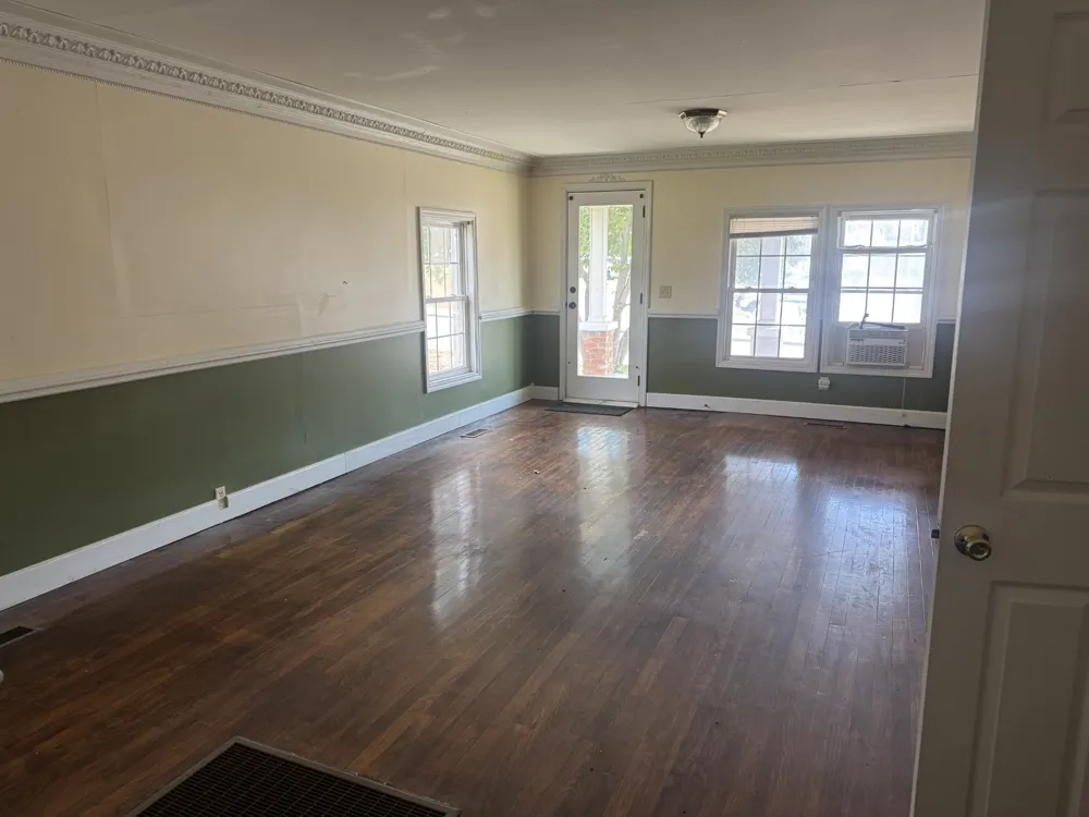 210 S Foster Ave Gallatin, TN 37066