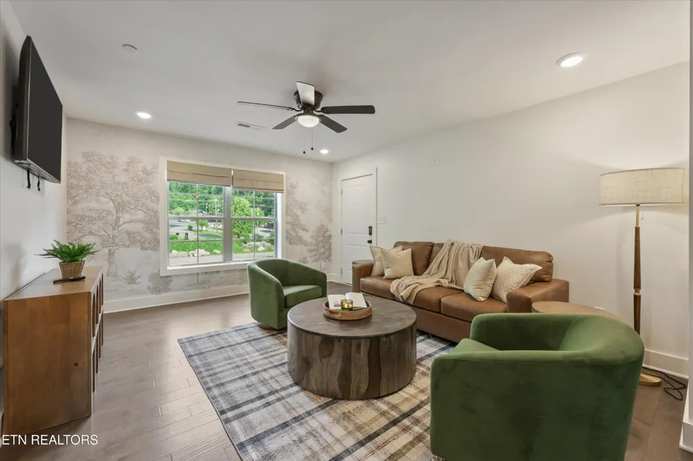 329 Ownby St #1406 Gatlinburg, TN 37738