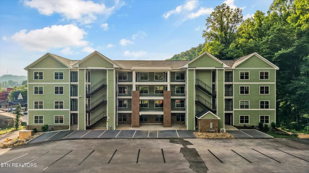 329 Ownby St #1406 Gatlinburg, TN 37738