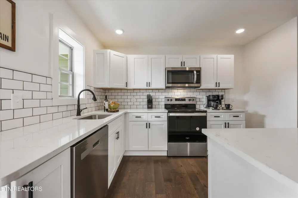 329 Ownby St Gatlinburg, TN 37738