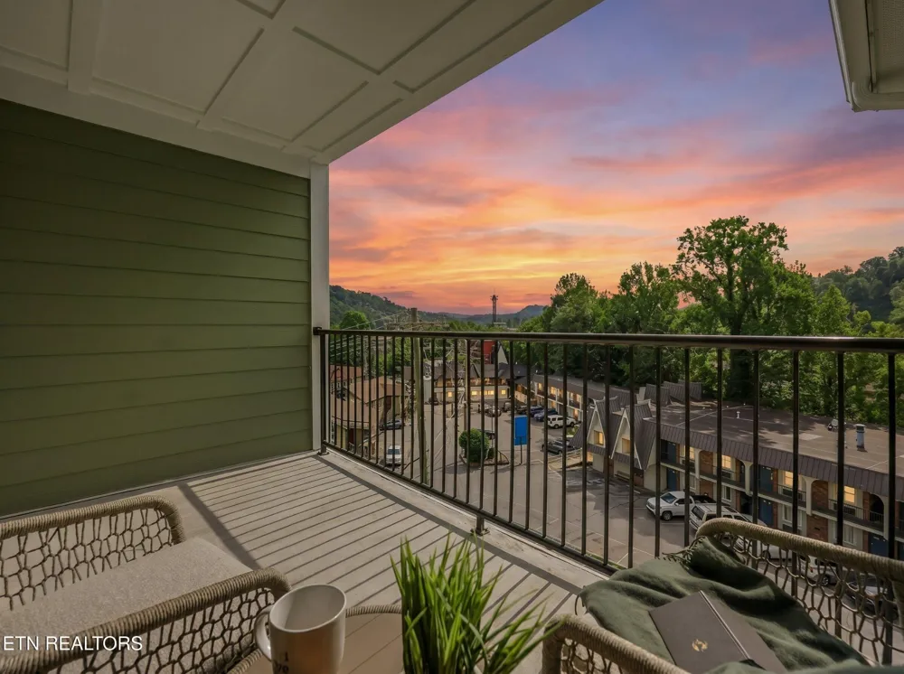329 Ownby St Gatlinburg, TN 37738