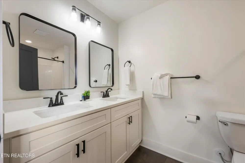 329 Ownby St Gatlinburg, TN 37738