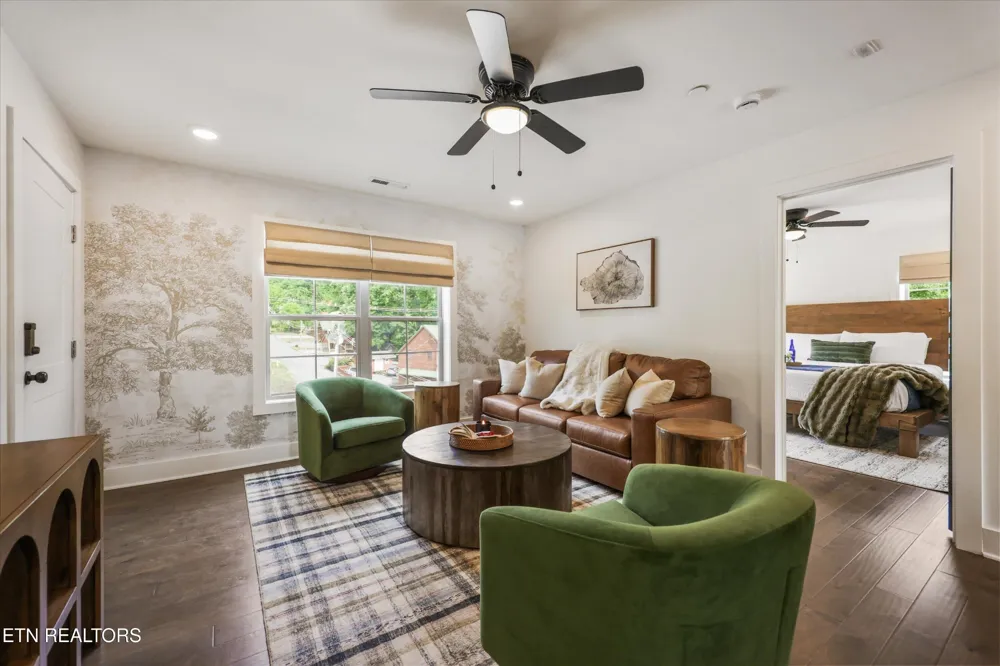 329 Ownby St Gatlinburg, TN 37738