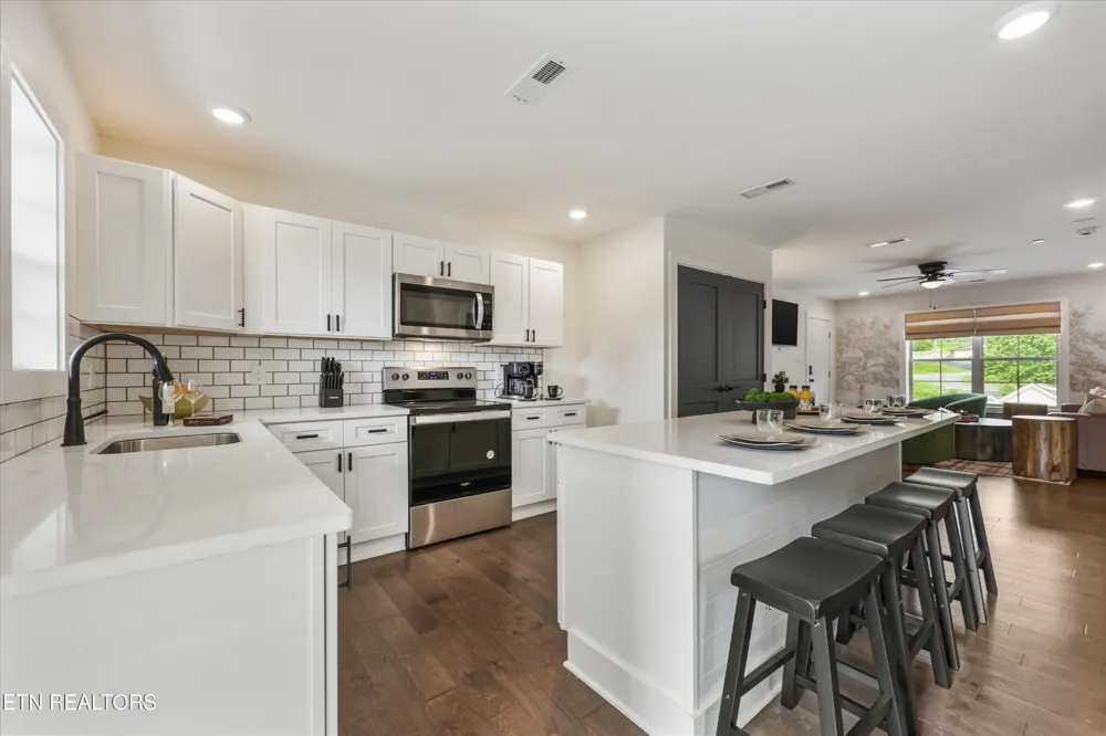 329 Ownby St Gatlinburg, TN 37738