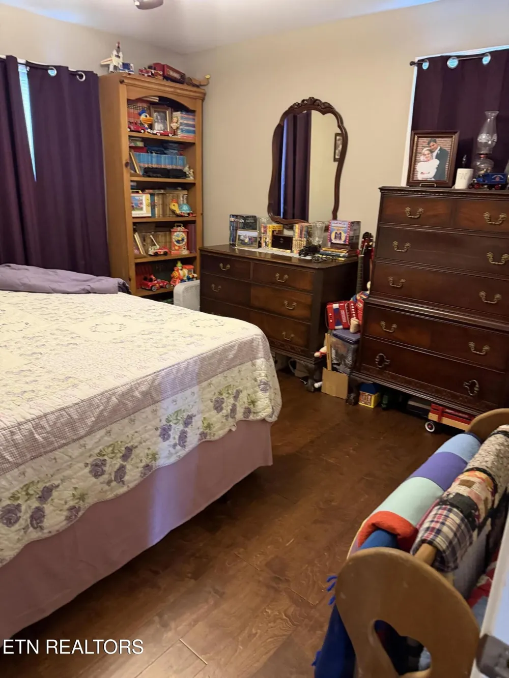 2812 Vicksburg Lane Strawberry Plains, TN 37871