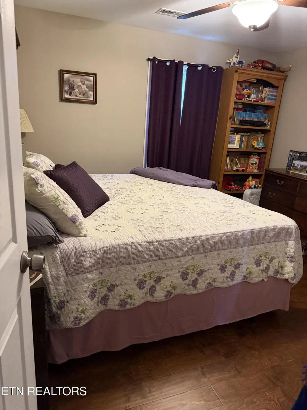 2812 Vicksburg Lane Strawberry Plains, TN 37871