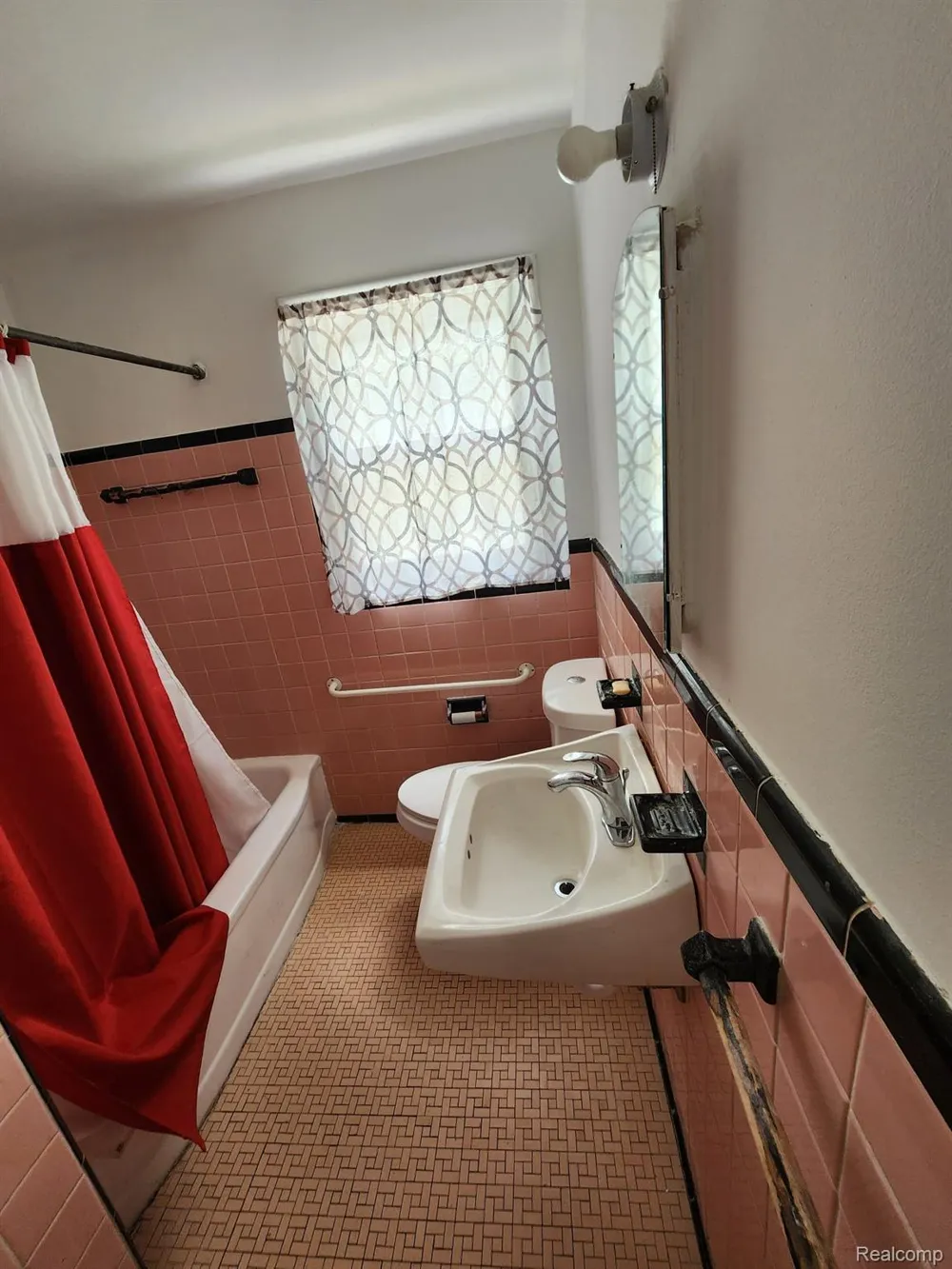 6817 Warwick Street Detroit City, MI 48228