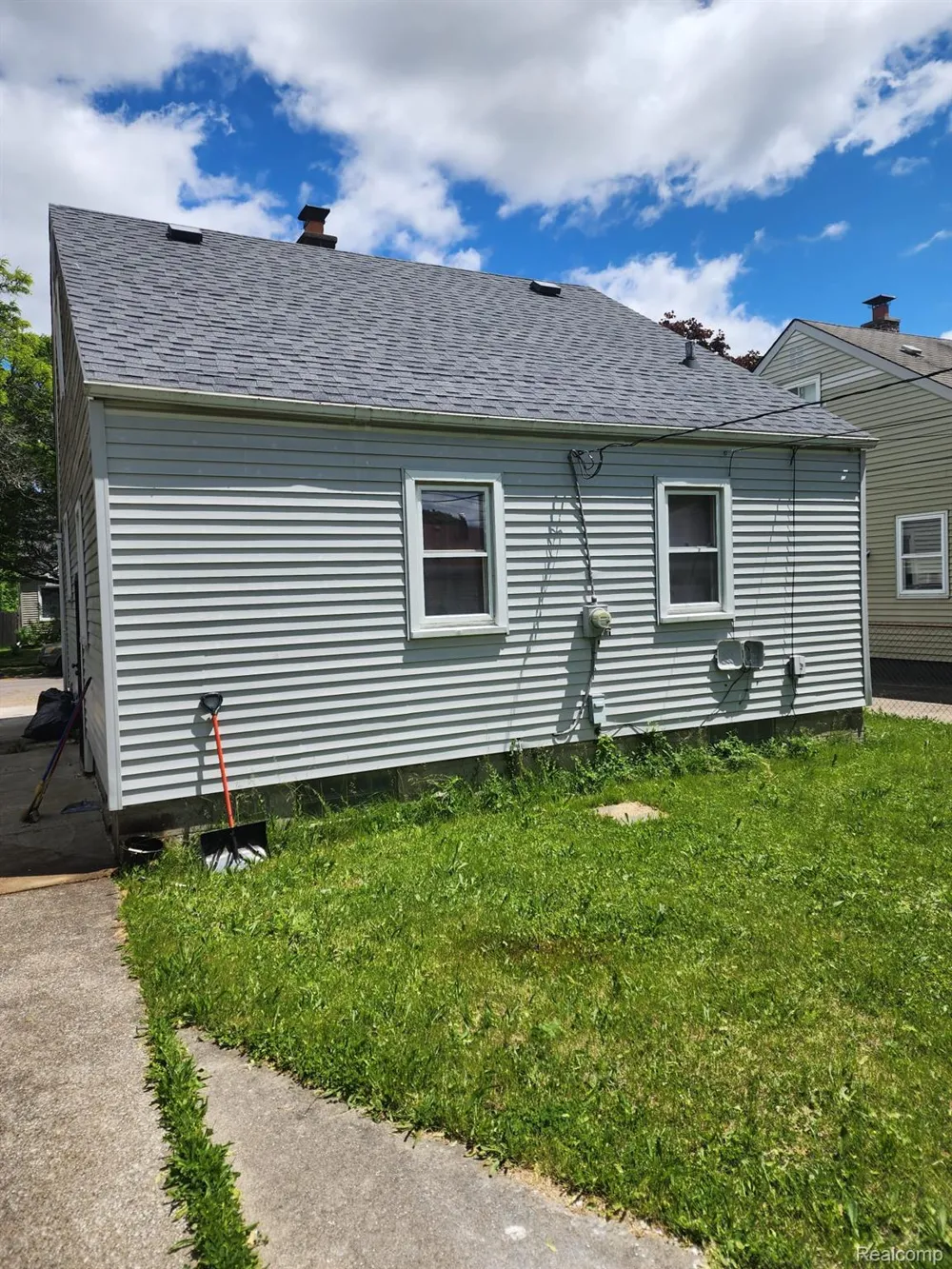 6817 Warwick Street Detroit City, MI 48228