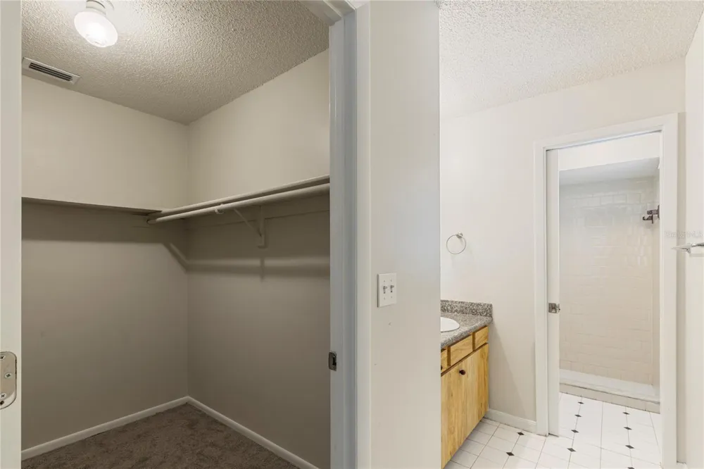 1704 54TH STREET COURT W Bradenton, FL 34209