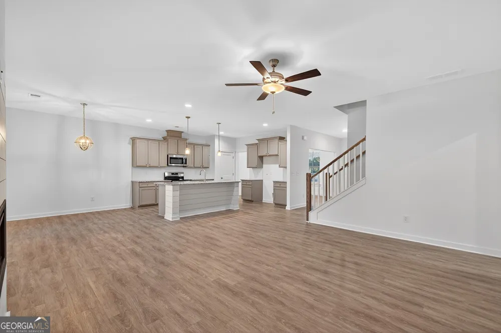 196 Cochin DR Statham, GA 30666