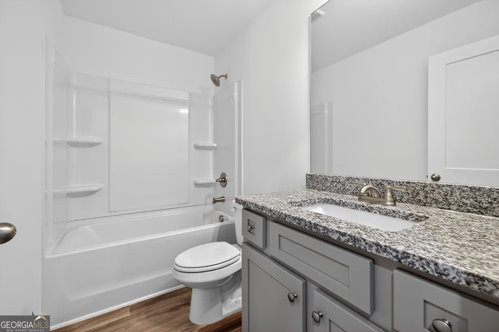 196 Cochin DR Statham, GA 30666