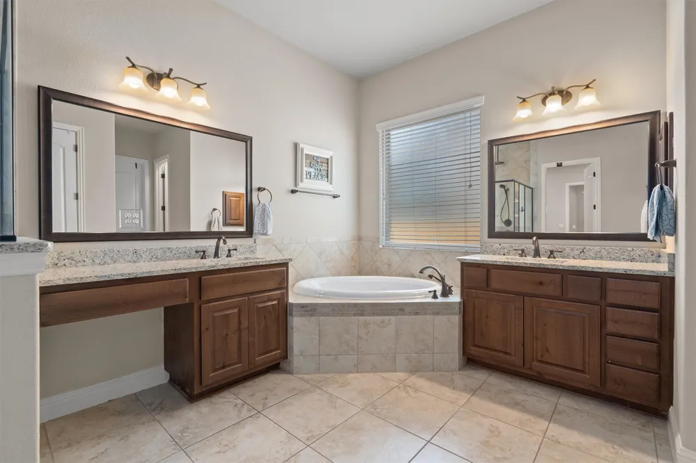 208 Fannin Battleground Lane Georgetown, TX 78628