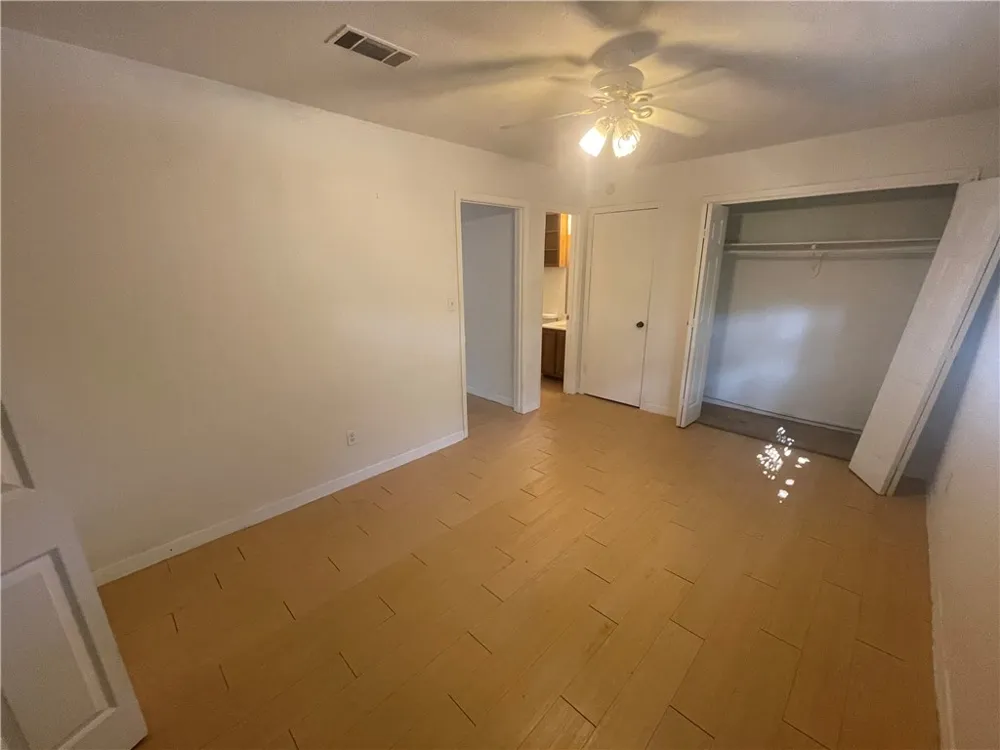 1648 Post Road #4 San Marcos, TX 78666
