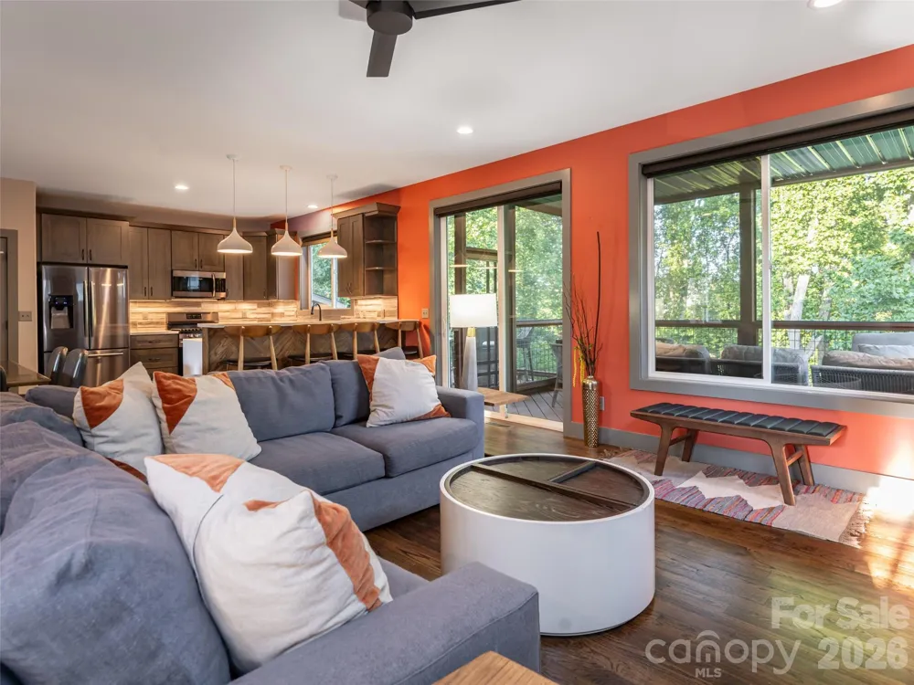 158 Riverview Drive Asheville, NC 28806