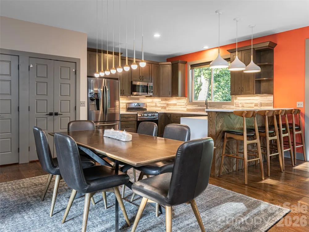 158 Riverview Drive Asheville, NC 28806