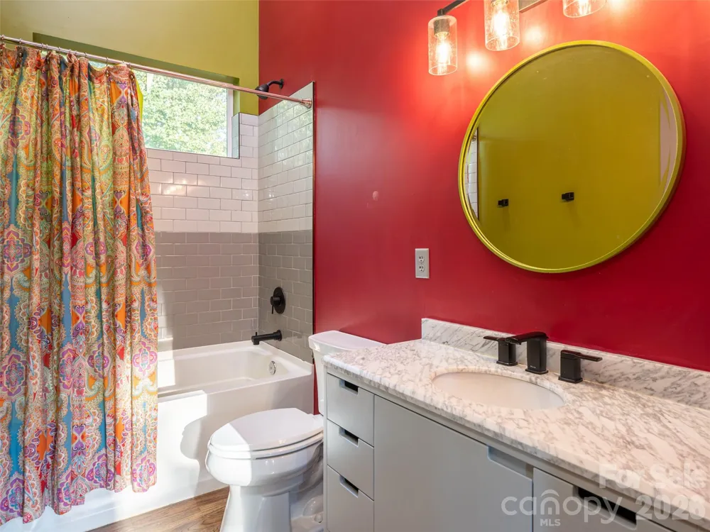 158 Riverview Drive Asheville, NC 28806