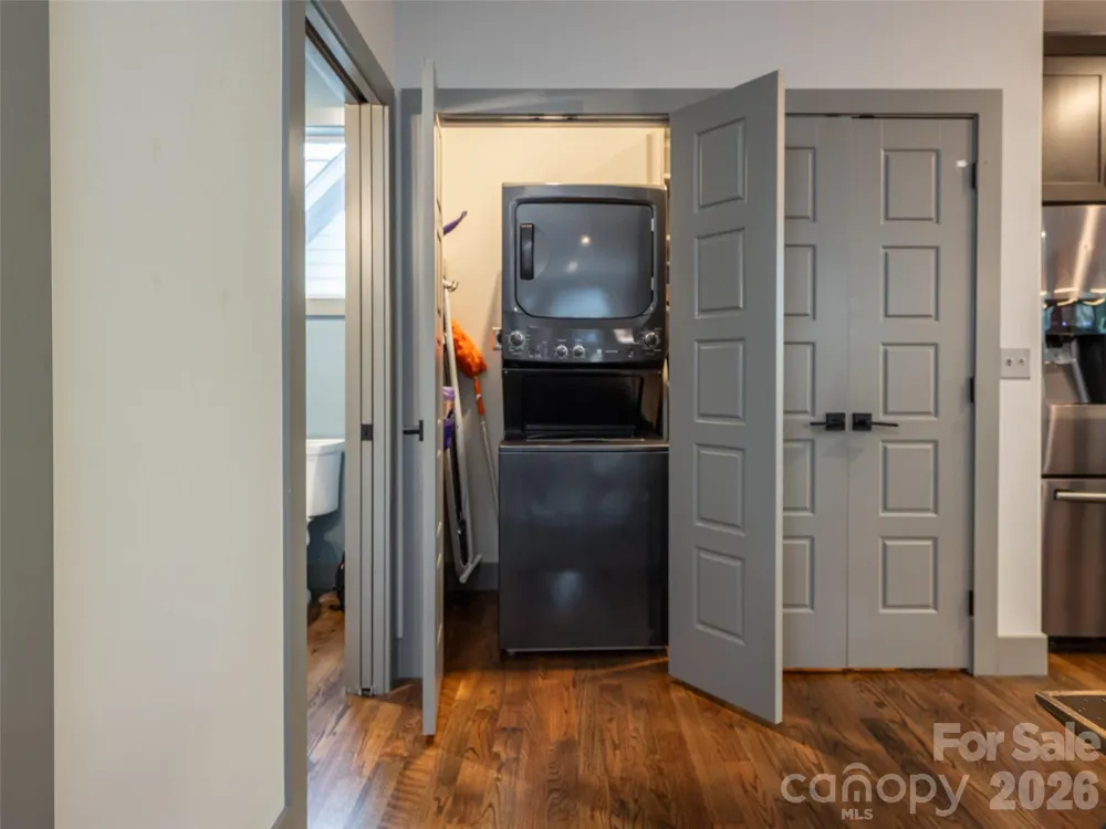 158 Riverview Drive Asheville, NC 28806