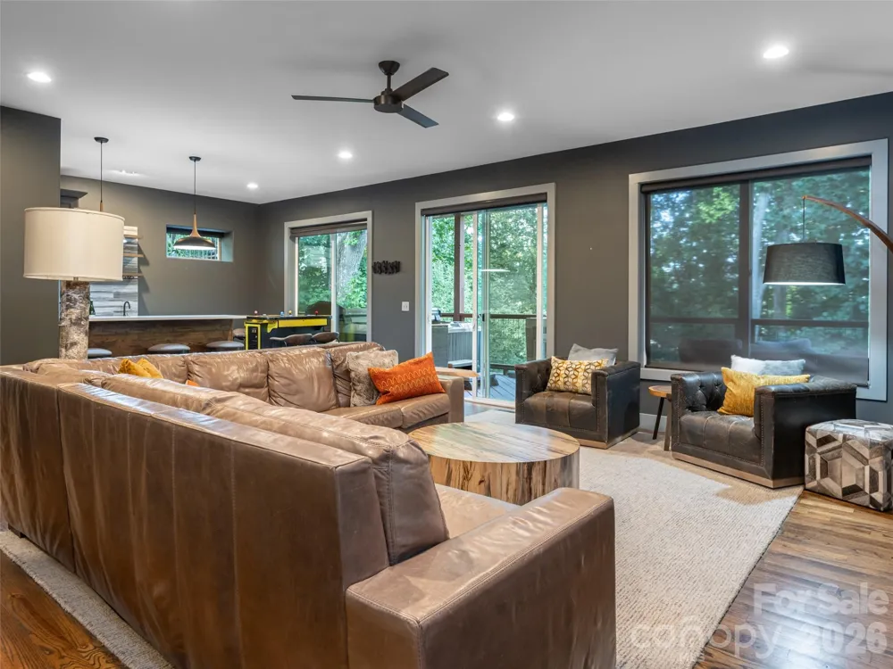 158 Riverview Drive Asheville, NC 28806