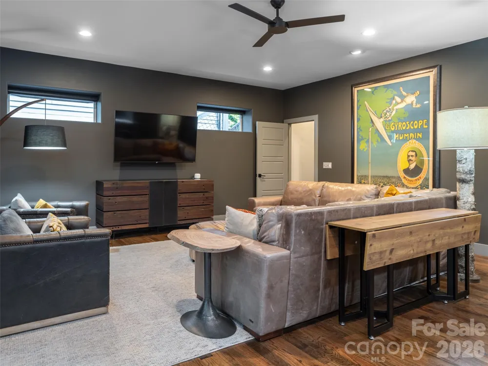 158 Riverview Drive Asheville, NC 28806