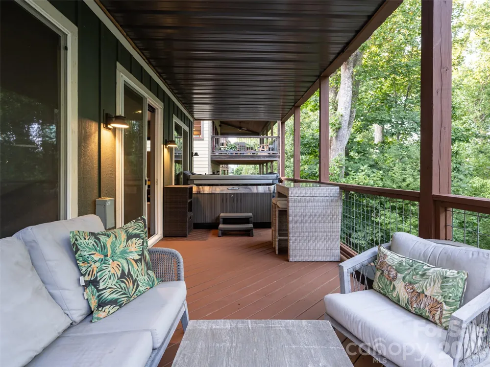 158 Riverview Drive Asheville, NC 28806