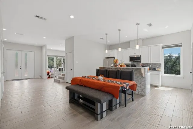 757 CANYON BND Canyon Lake, TX 78133