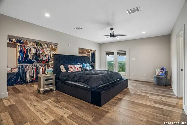 757 CANYON BND Canyon Lake, TX 78133