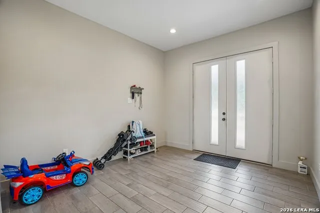 757 CANYON BND Canyon Lake, TX 78133