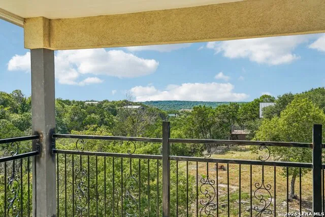 757 CANYON BND Canyon Lake, TX 78133