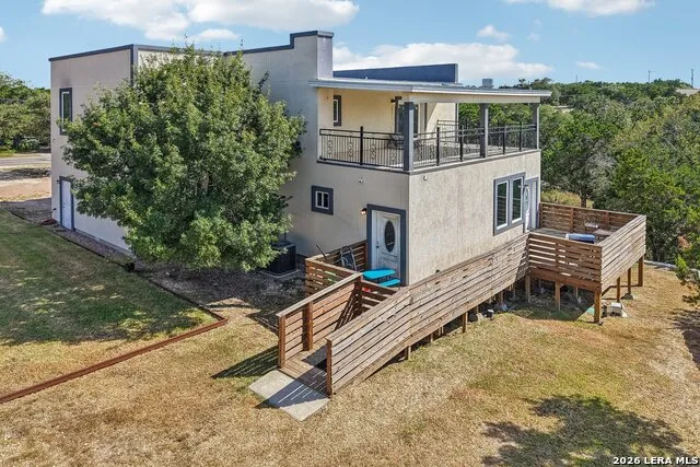 757 CANYON BND Canyon Lake, TX 78133