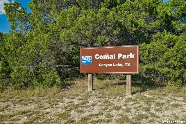 757 CANYON BND Canyon Lake, TX 78133