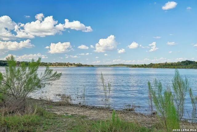 757 CANYON BND Canyon Lake, TX 78133