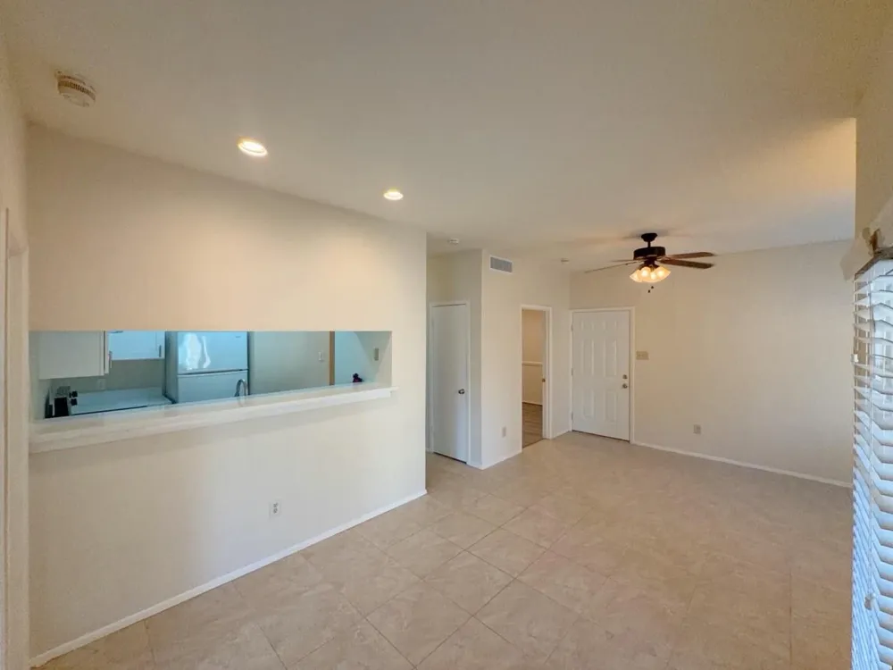 7900 Bissonnet Street #B1 Houston, TX 77074