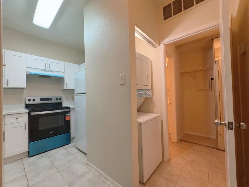 7900 Bissonnet Street #B1 Houston, TX 77074