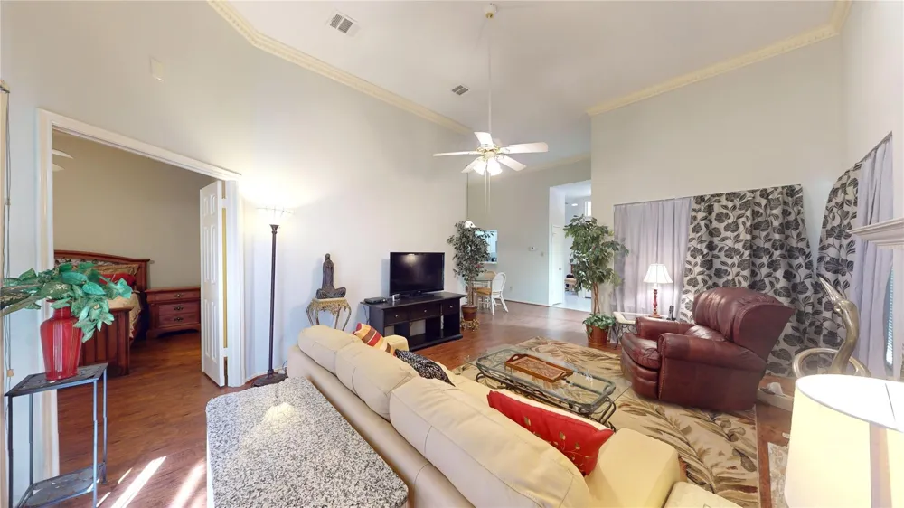 3011 Flower Field Lane Pearland, TX 77584