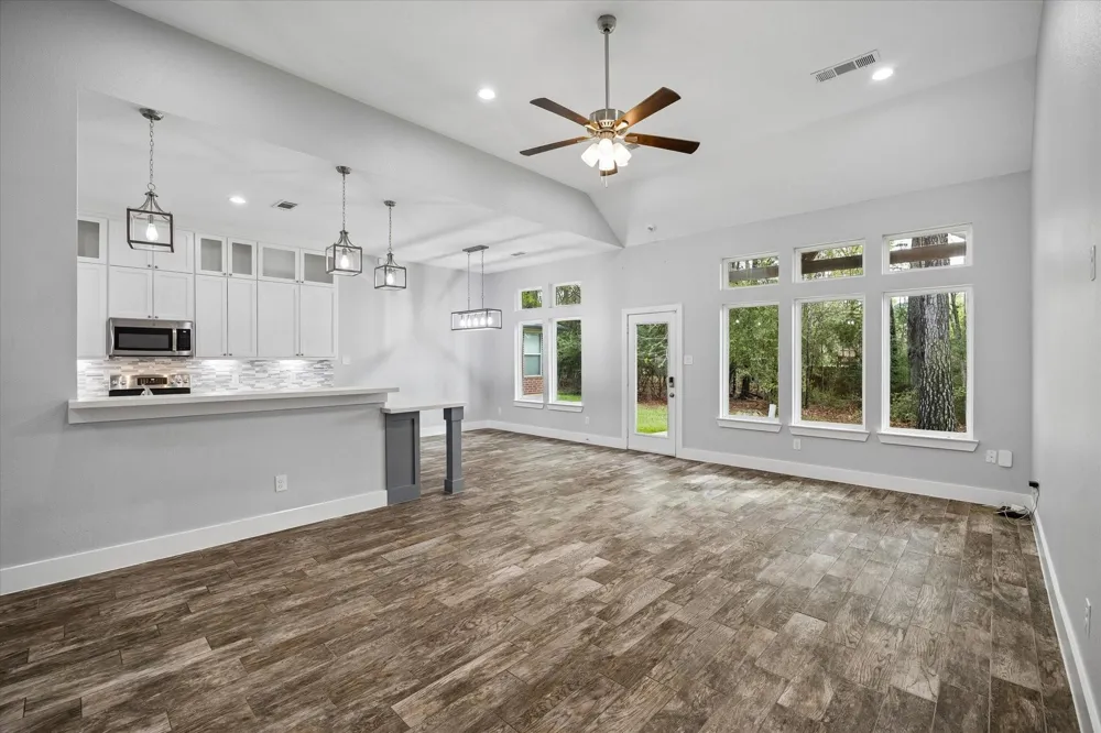 13219 Salem Circle Montgomery, TX 77356