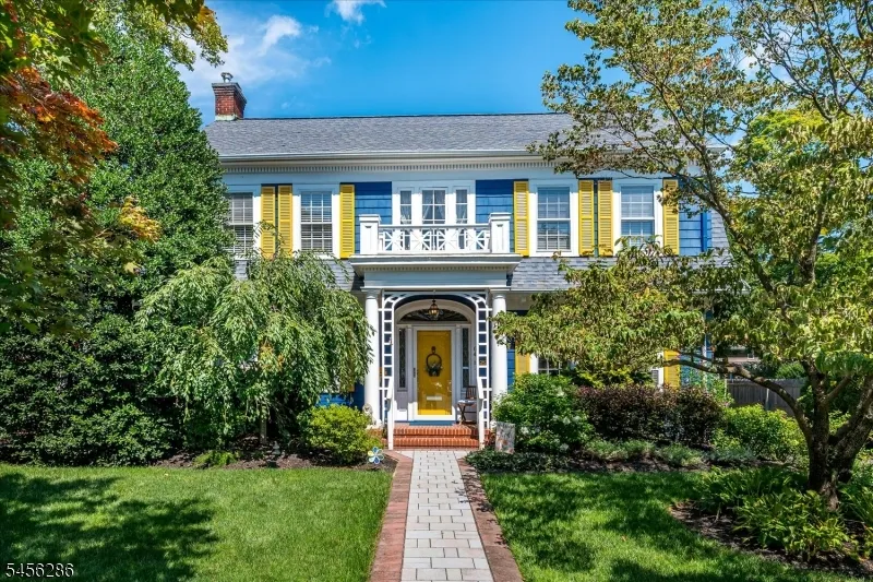 64 High St Metuchen, NJ 08840