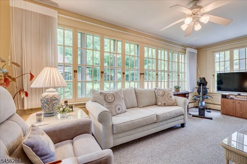 64 High St Metuchen, NJ 08840