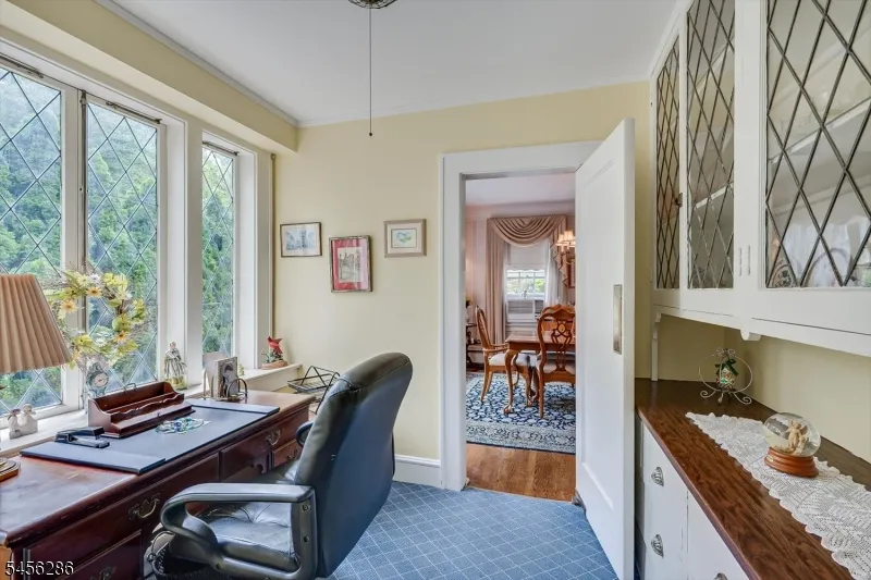 64 High St Metuchen, NJ 08840