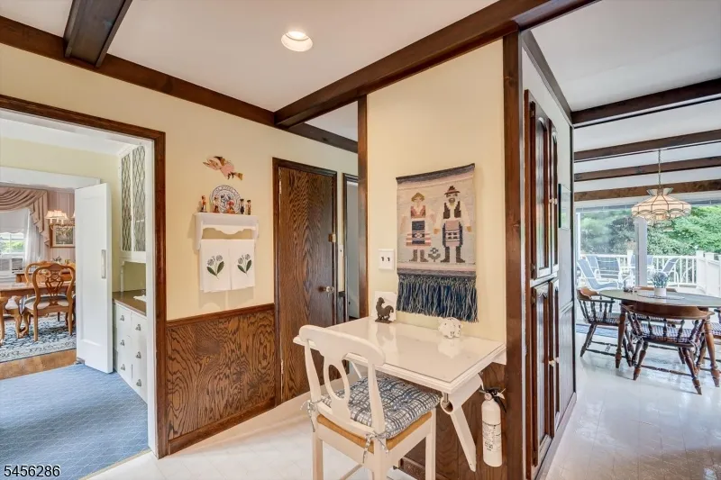 64 High St Metuchen, NJ 08840