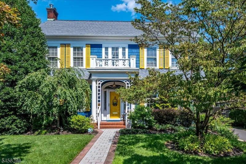 64 High St Metuchen, NJ 08840