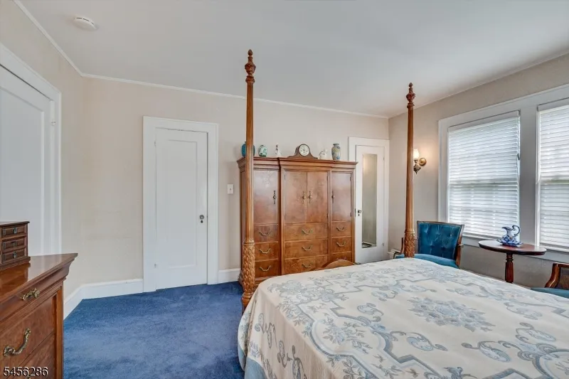 64 High St Metuchen, NJ 08840