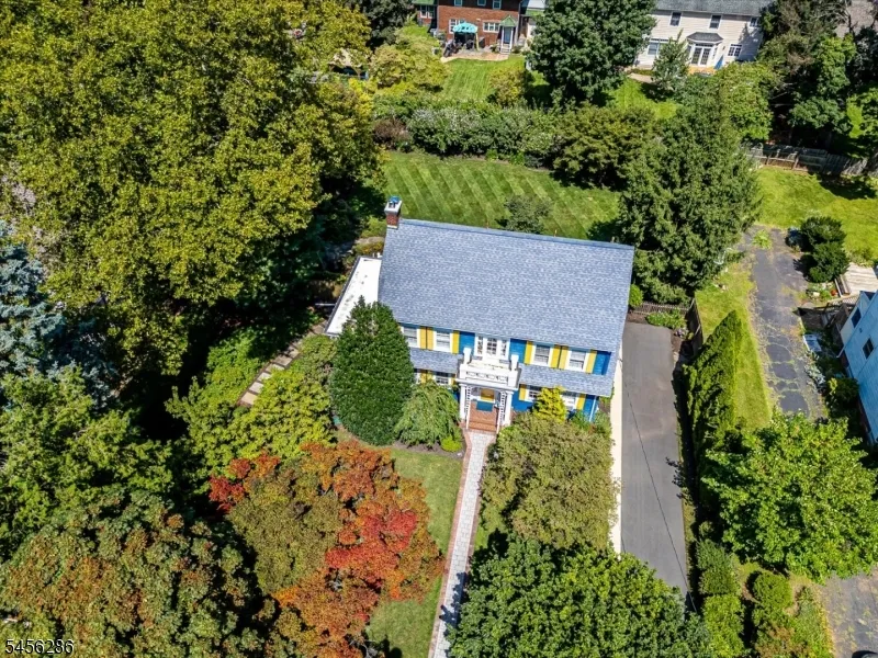 64 High St Metuchen, NJ 08840