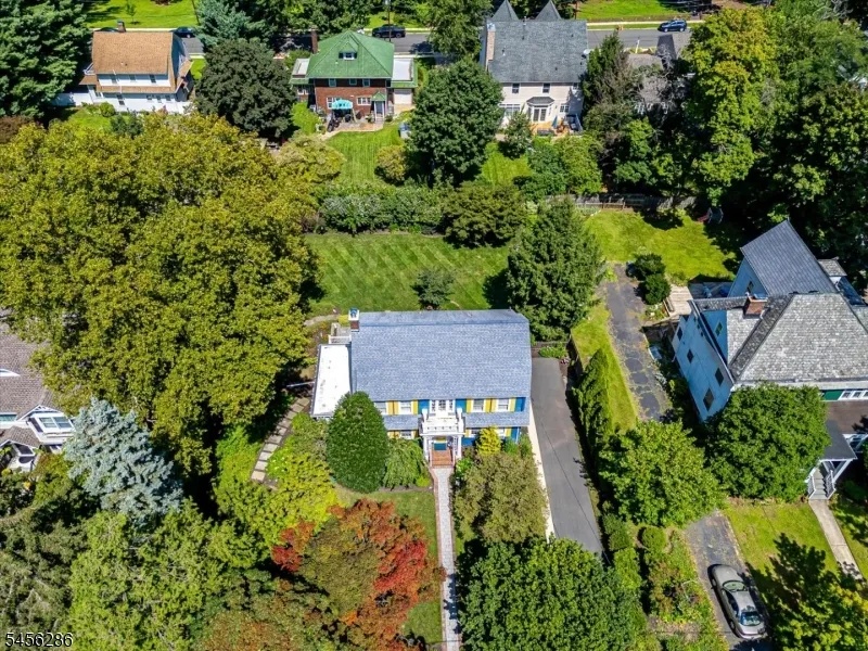 64 High St Metuchen, NJ 08840