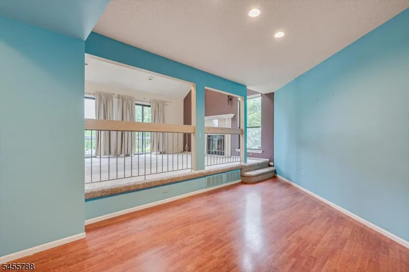 59 Woodhill St Franklin, NJ 08873