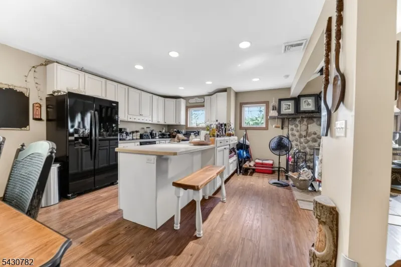 2952 River Rd Harmony, NJ 08865