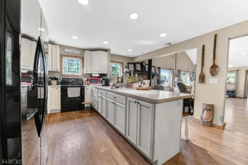 2952 River Rd Harmony, NJ 08865