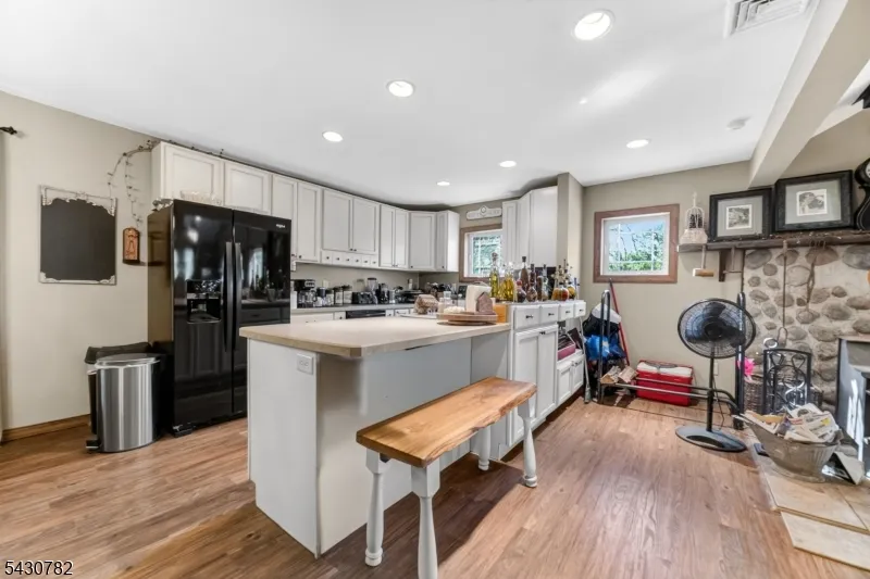 2952 River Rd Harmony, NJ 08865